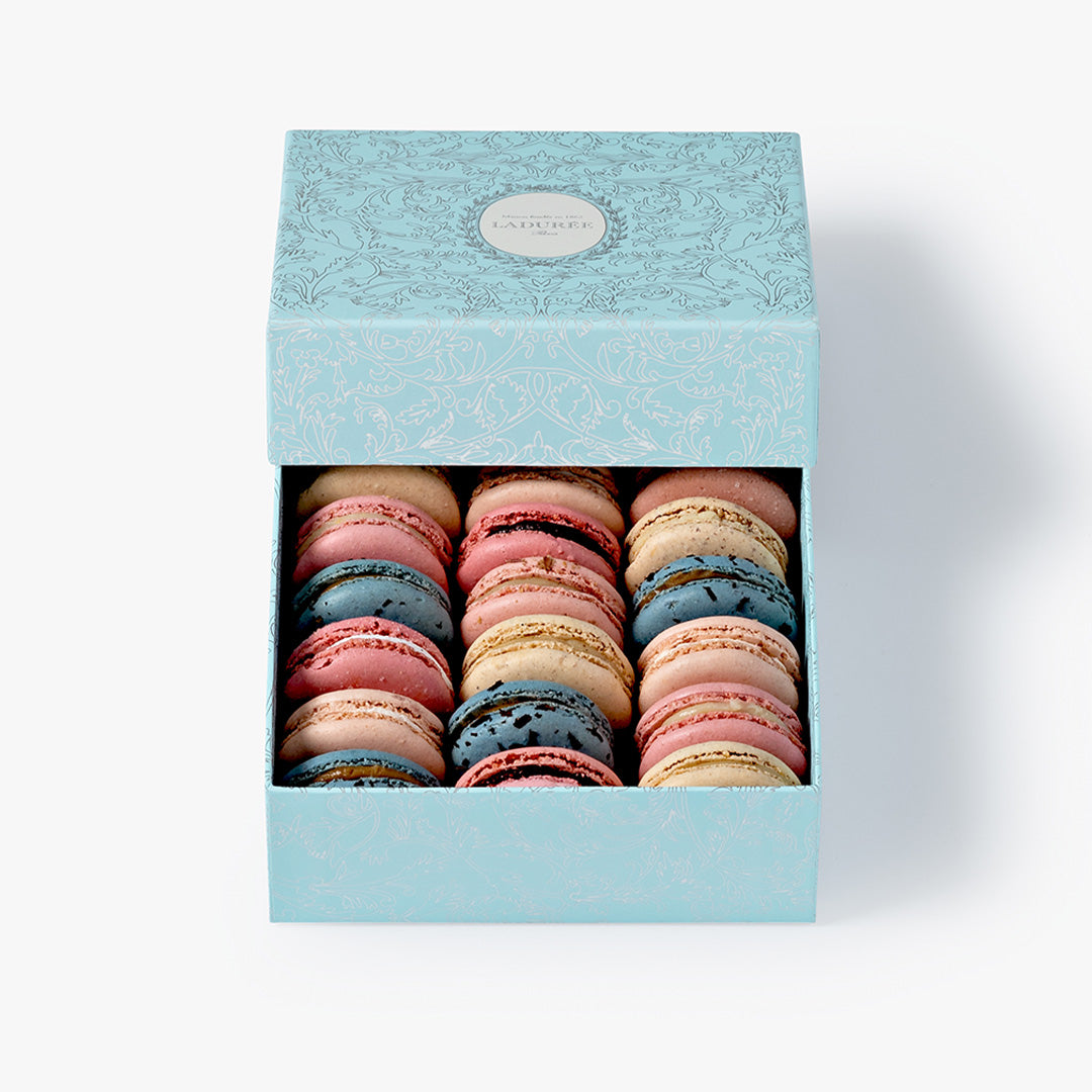 Macaron Gift Box of 18 Arabesque Box