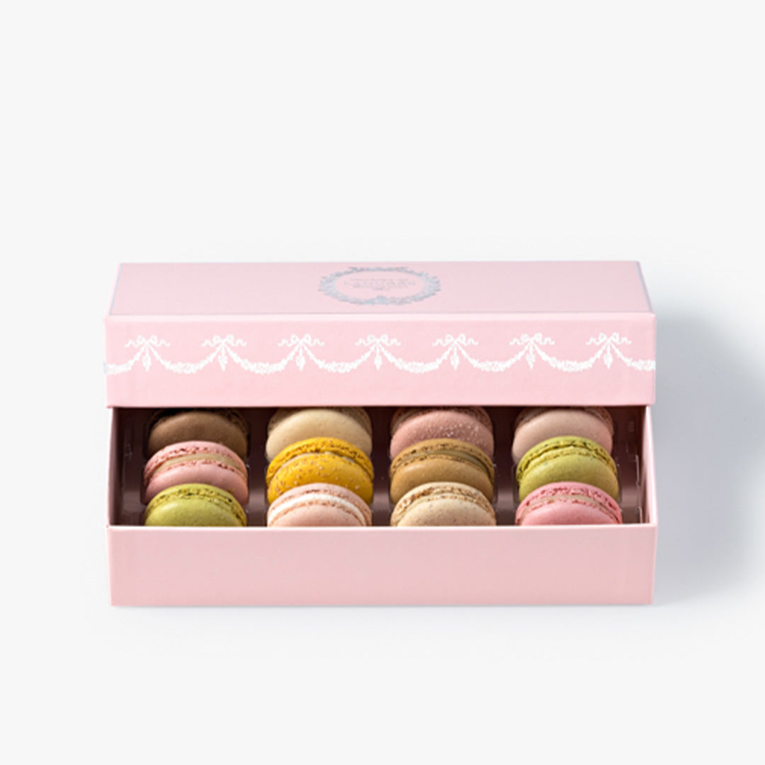 Macaron Gift Box of 12 - Pink Intemporel Box